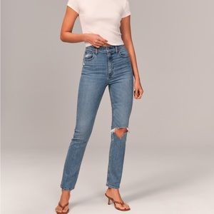 Abercrombie 90s Slim Straight Ultra High Rise Jean